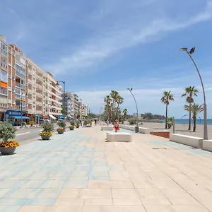 old-town-roof-terrace-15-steps-from-the-beach.1costadelsol.com/